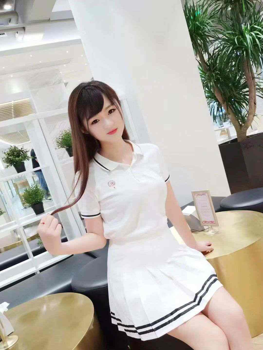 温柔青春可爱 大胸软妹 身材超级棒